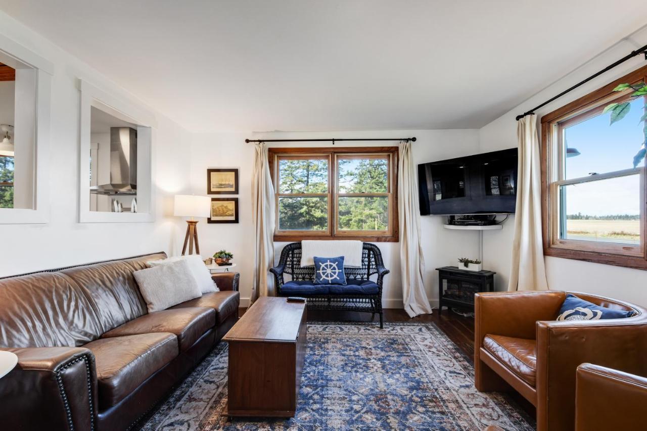 Historic Officer'S Farmhouse At Olf Coupeville Bagian luar foto
