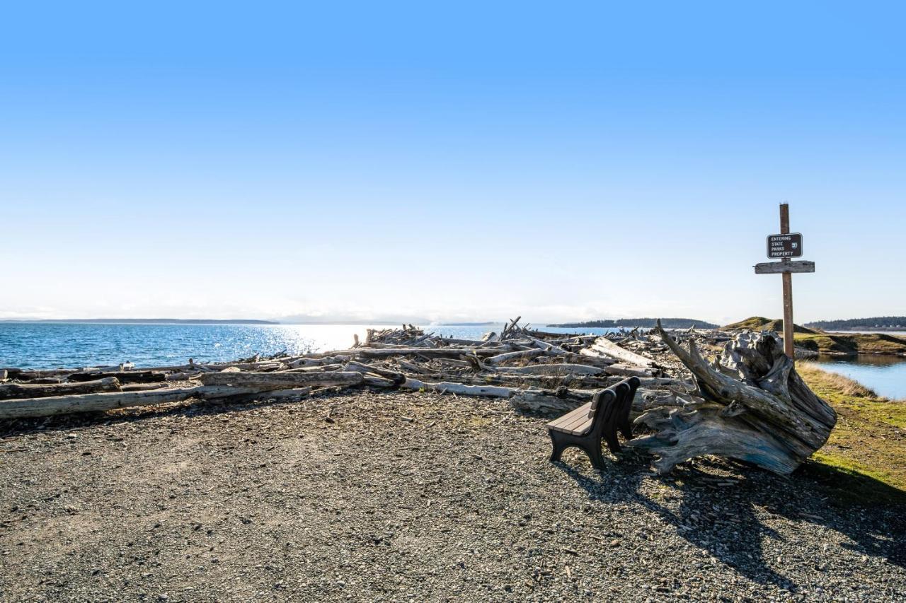 Historic Officer'S Farmhouse At Olf Coupeville Bagian luar foto