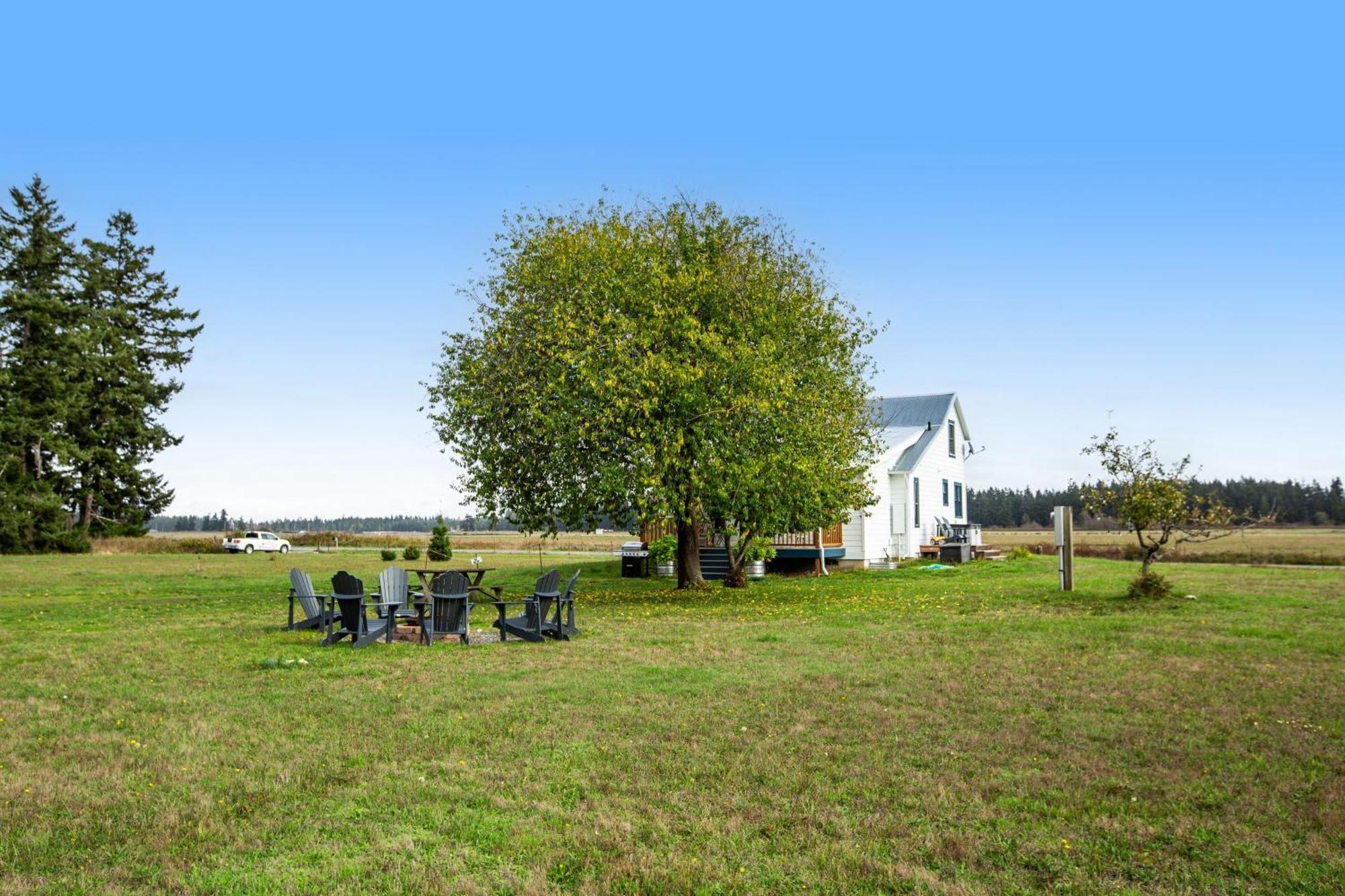 Historic Officer'S Farmhouse At Olf Coupeville Bagian luar foto