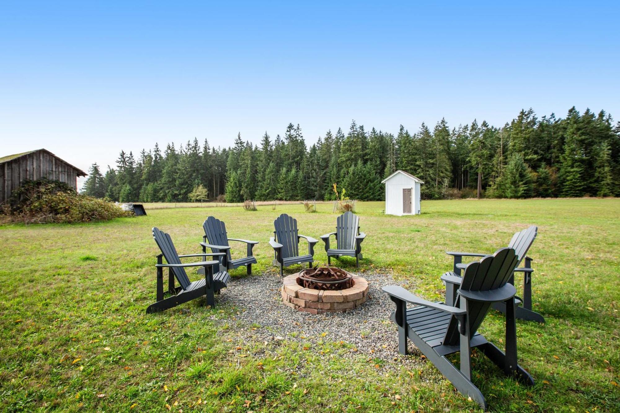 Historic Officer'S Farmhouse At Olf Coupeville Bagian luar foto